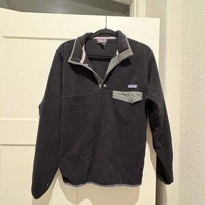 Patagonia pullover fleece